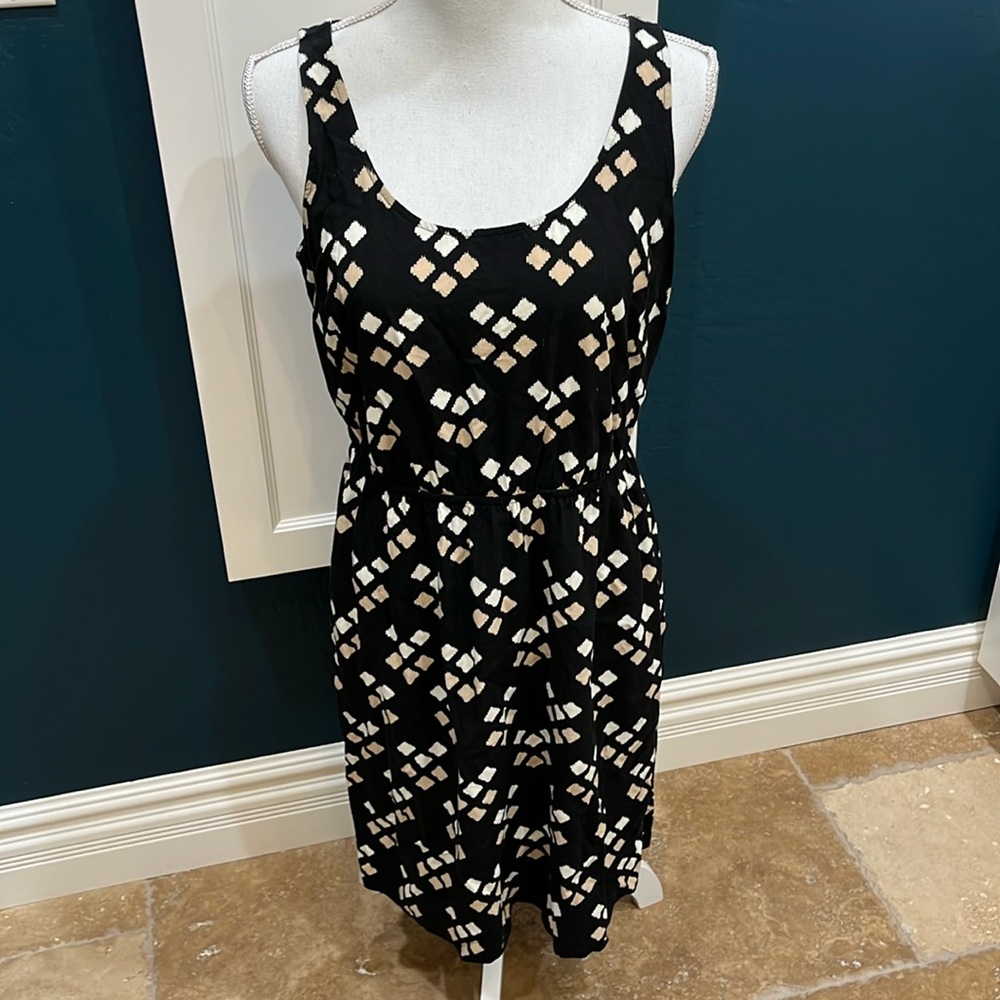 Old Navy black, tan and cream sundress.